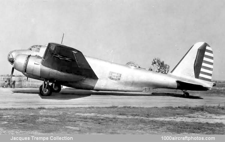 North American NA-21 XB-21