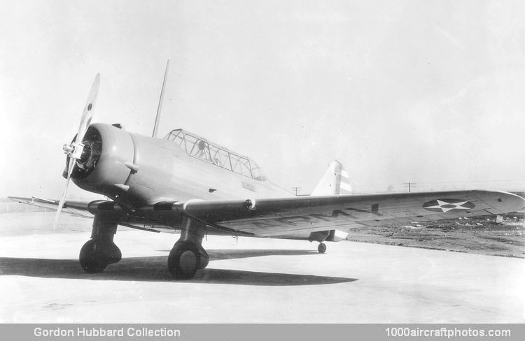 North American NA-19 BT-9