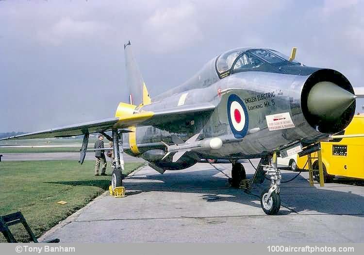 English Electric Lightning T.Mk.5