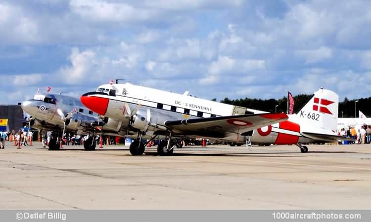 Douglas DC-3C