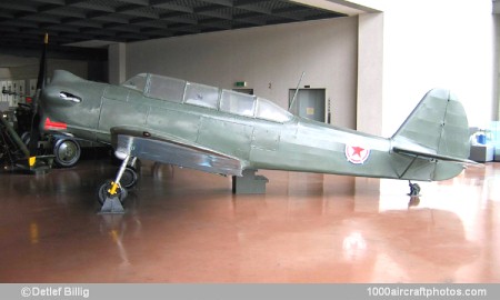 Yakovlev Yak-18