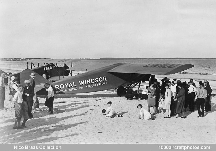 Stinson SM-1 Detroiter