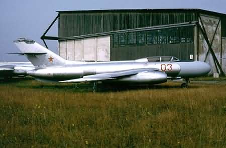 Yakovlev Yak-25