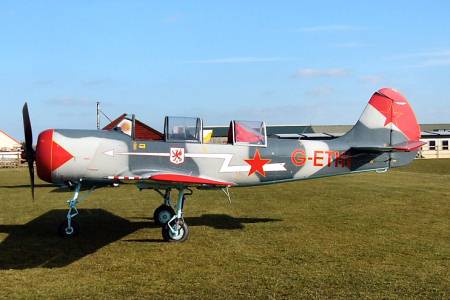 IAv Bacau Yak-52