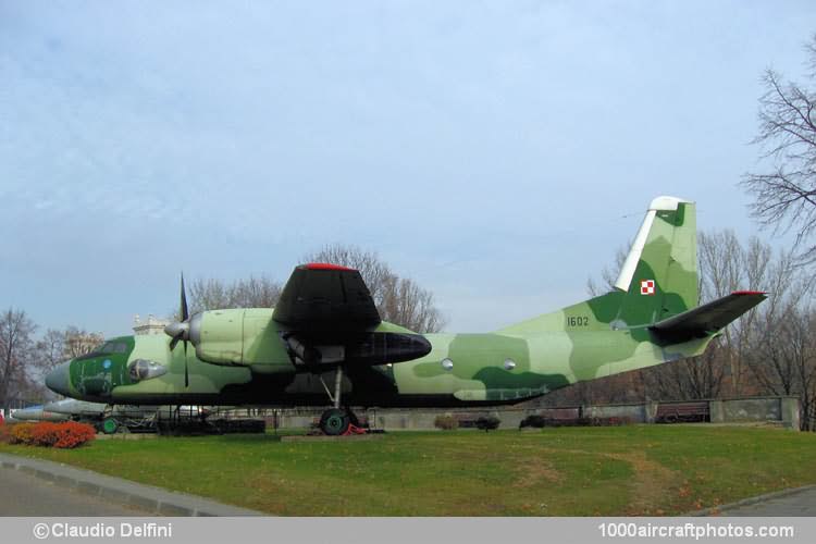 Antonov An-26