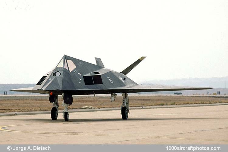 Lockheed F-117A Nighthawk