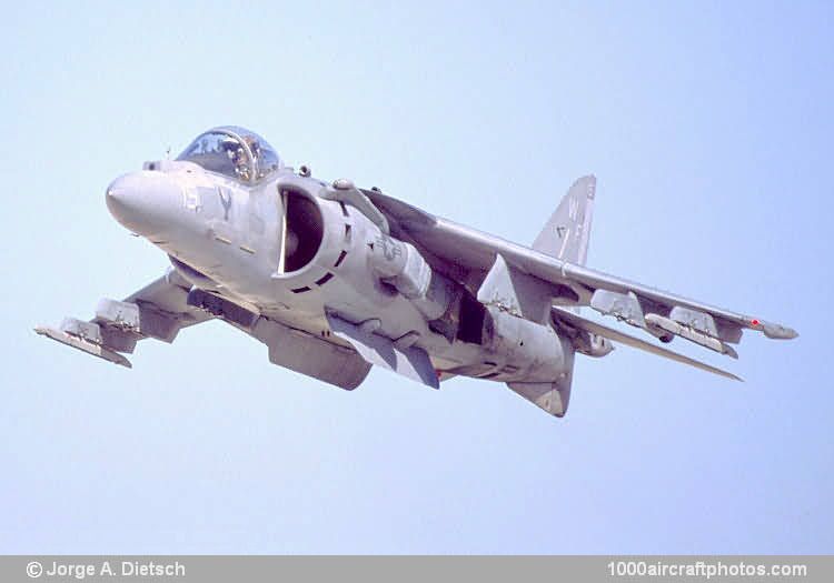 McDonnell Douglas AV-8B Harrier