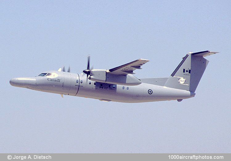 de Havilland Canada DHC-8-102 CT-142 Dash 8