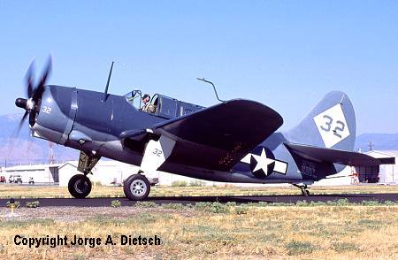 Curtiss 84G SB2C-5 Helldiver