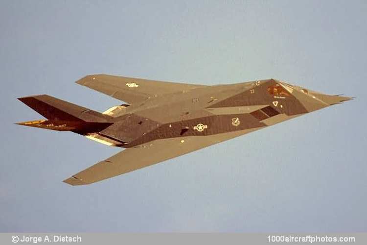 Lockheed F-117A Nighthawk