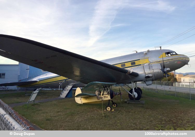 Douglas DC-3-227B C-49H & Mignet HM.290 Pou-du-Ciel