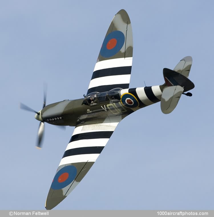 Supermarine 361 Spitfire T.Mk.IX