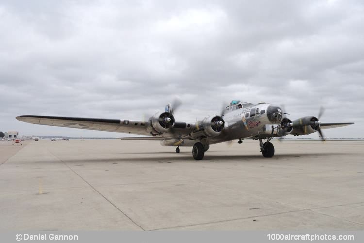 Boeing 299-O B-17G Flying Fortress