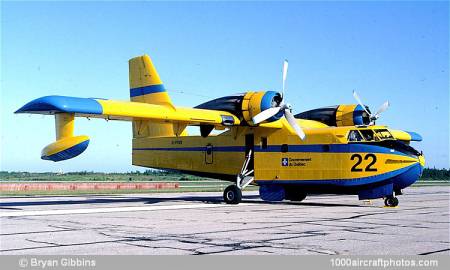 Canadair CL-215