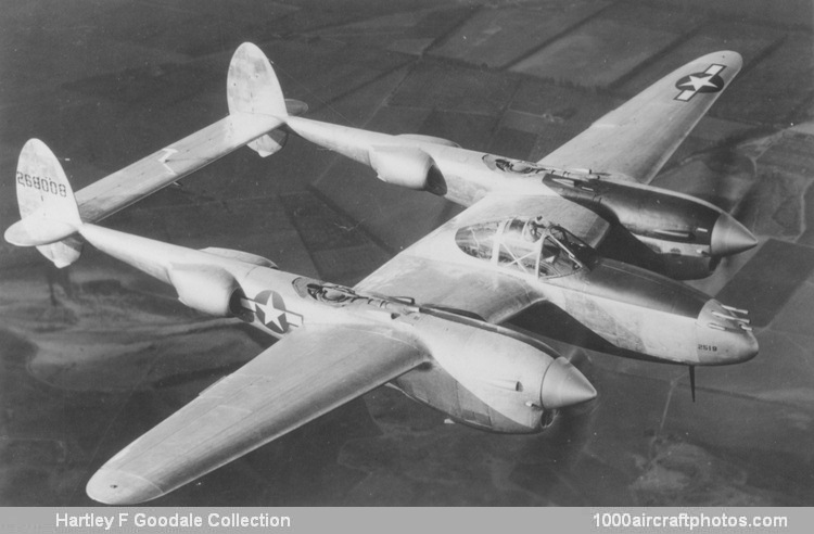 422 Lockheed P-38J Lightning