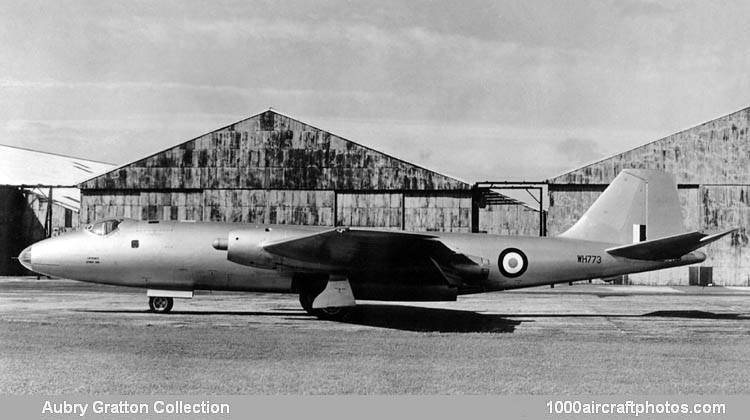 English Electric Canberra PR.Mk.7
