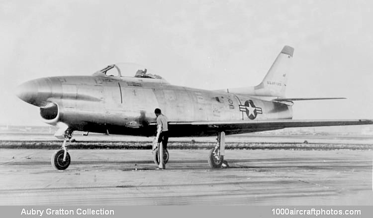 North American NA-164 YF-95A