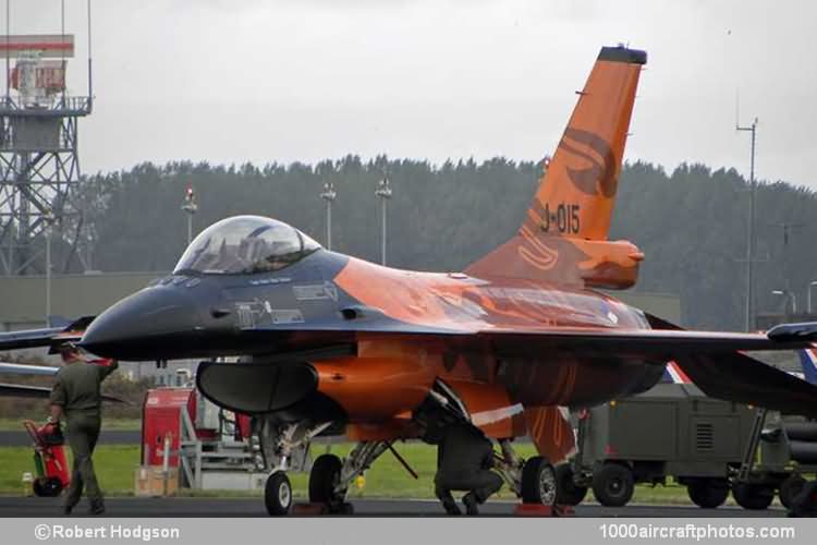 General Dynamics F-16AM Fighting Falcon