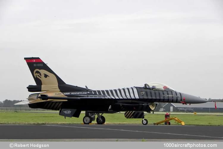 General Dynamics F-16C Fighting Falcon