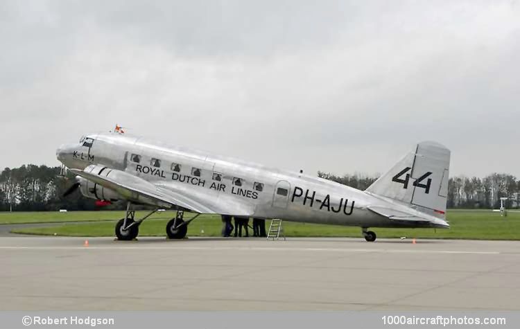 Douglas DC-2-142 R2D-1