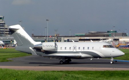 Bombardier CL-600-2B16 Challenger 604