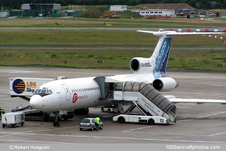 Tupolev Tu-154M