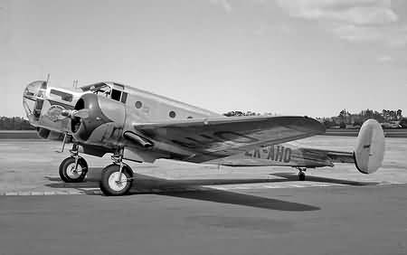 Beech 18 AT-11 Kansan