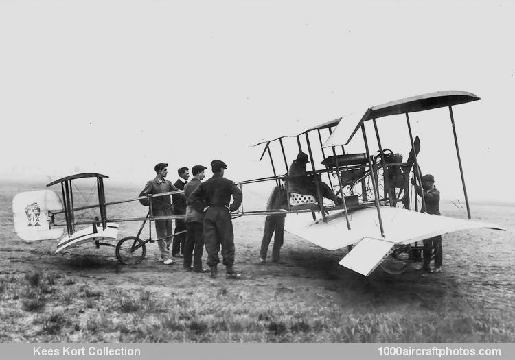 AVIA Tractor Biplane