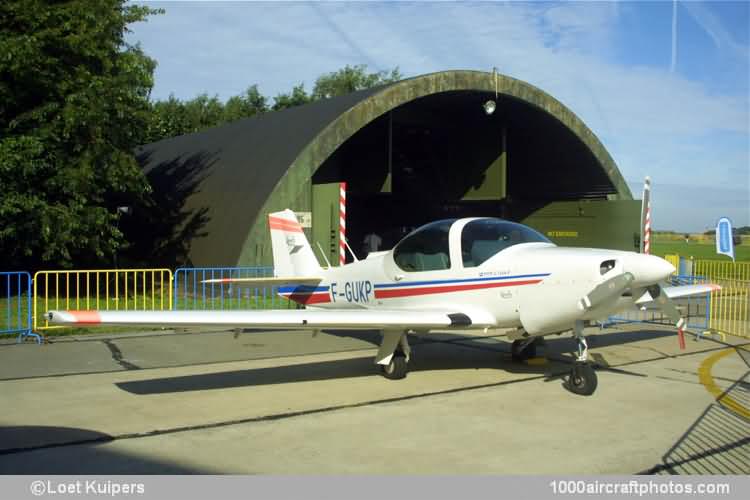 Grob G 120A-F