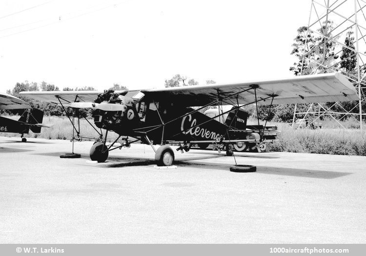 Curtiss 50H Robin J-1