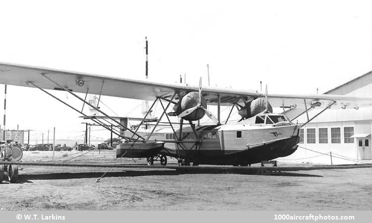 Consolidated 16-1 Commodore