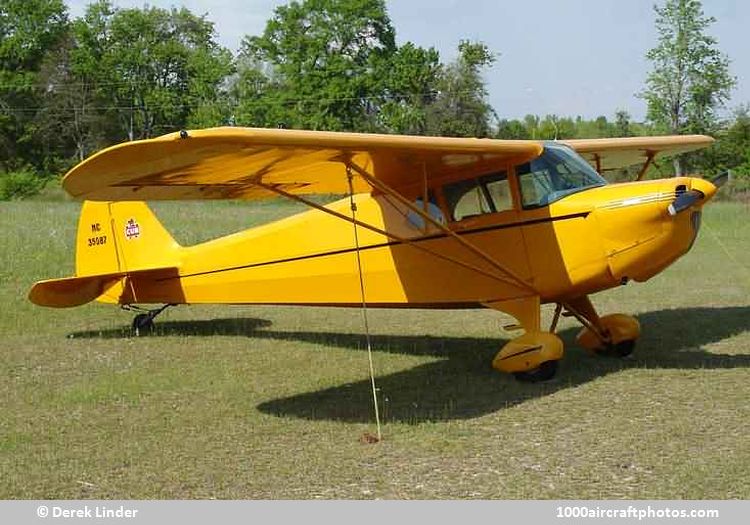 Piper J-4E Cub Coupe