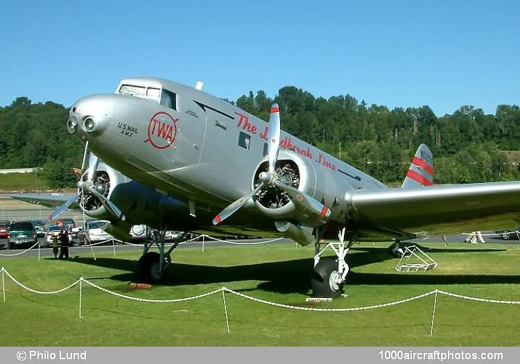 Douglas DC-2-118B
