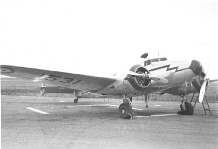 Lockheed 12-A Electra Junior