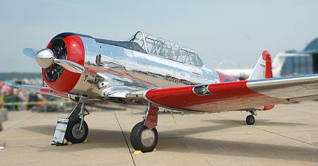 North American NA-121 SNJ-5 Texan