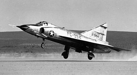 Convair 8-80 YF-102 Delta Dagger