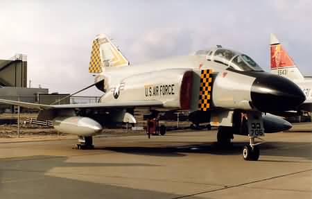 McDonnell 98DE F-4C Phantom II