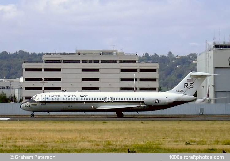 McDonnell Douglas DC-9-33RC C-9B Skytrain II