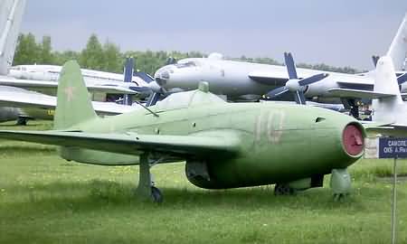 Yakovlev Yak-17