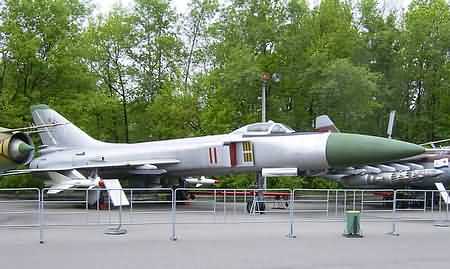 Sukhoi Su-15