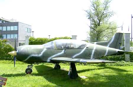 PZL Warsawa-Okecie PZL-130 Orlik (Eaglet)