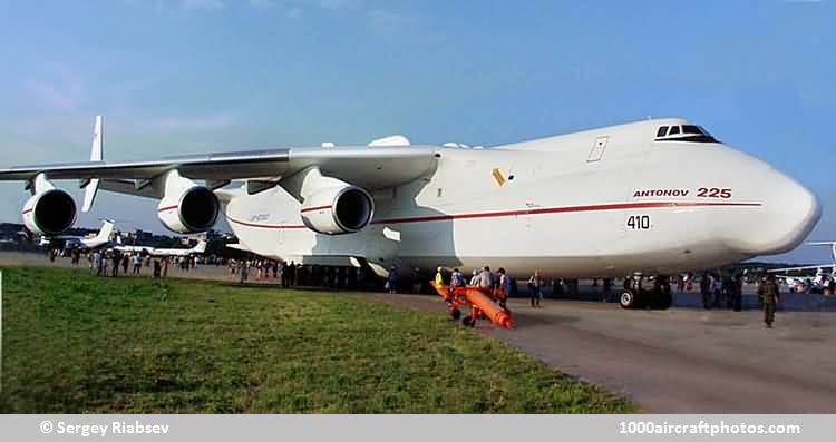 Antonov An-225 Mriya