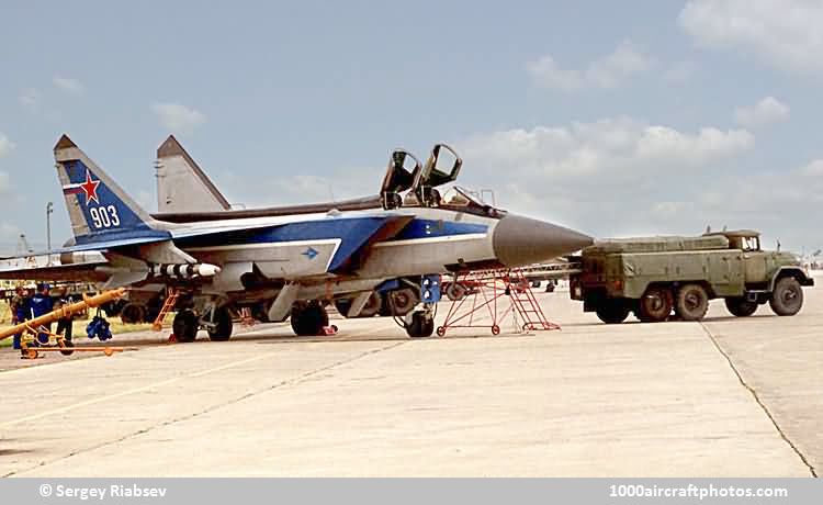 Mikoyan MiG-31M