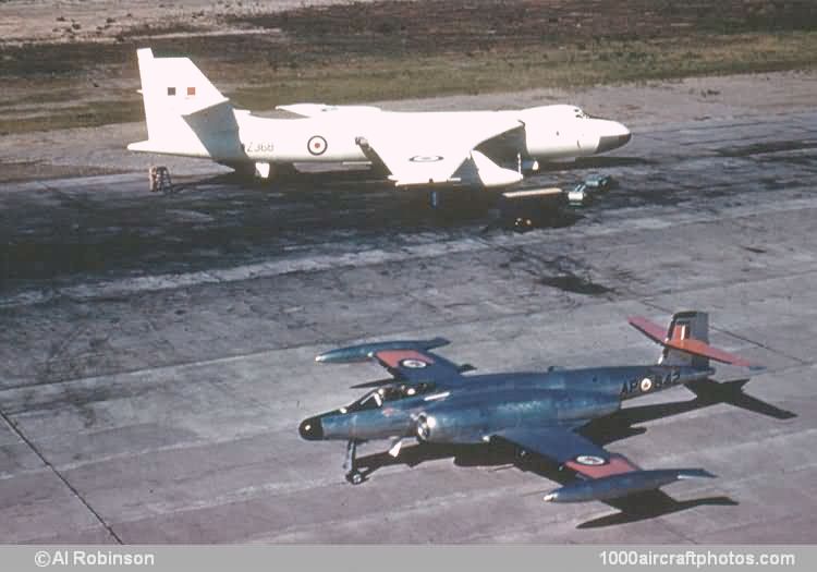 Avro Canada CF-100 Canuck Mk.5 & Vickers 706 Valiant B.Mk.1