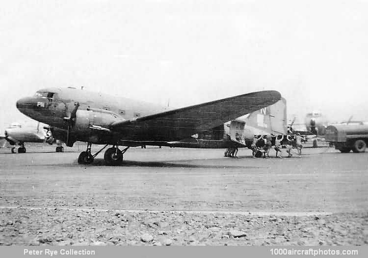 Douglas DC-3 Dakota