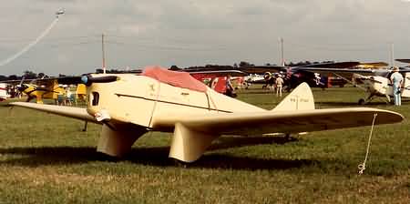 Miles M.2W Hawk Trainer