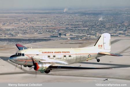 Douglas DC-3A-456 CC-129 Dakota