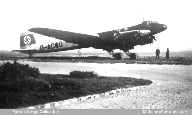 Focke-Wulf Fw 200 D-2b