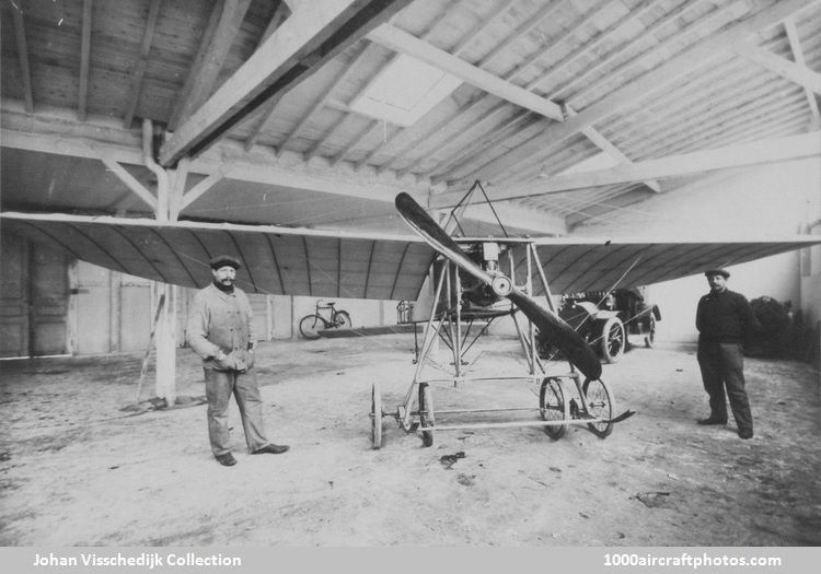 Long Monoplane