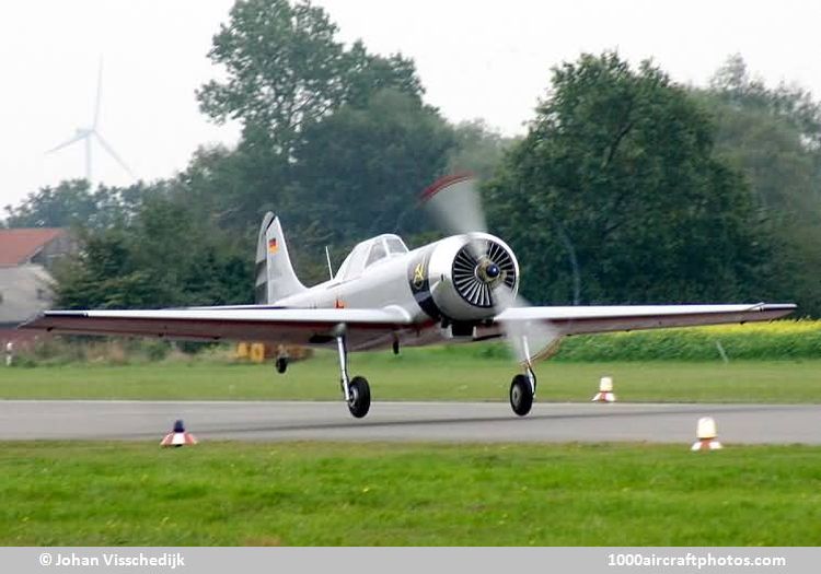 Yakovlev Yak-50